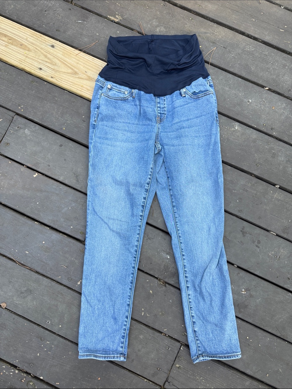 GAP Best Girlfriend Maternity Jeans in Light Blue with Stretch Panel size 30R